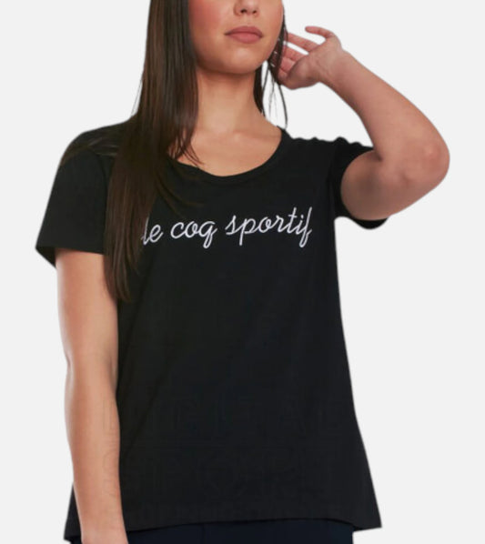 Remera Le Coq Sportif Bat Italics Mujer Tee Negro