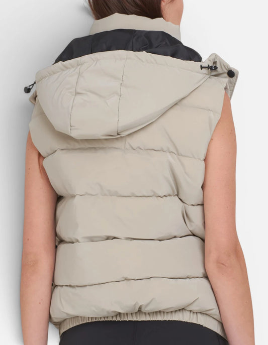 Chaleco Le Coq Sportif Mujer Puffer Vest Beige