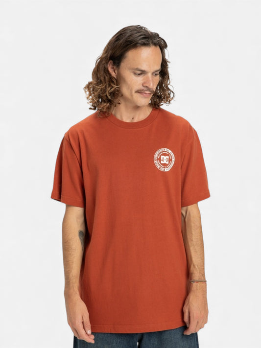 Remera DC Corpo FB HSS Naranja