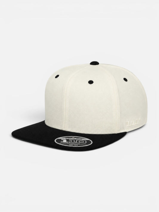 Gorra Flexfit Yupoong 110 One Ten Tech Blanco Negro