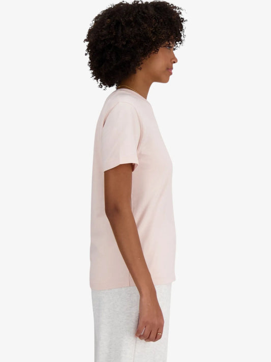 Remera New Balance Sport Essentials Jersey Logo Mujer Rosa Claro