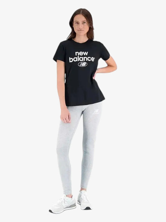 Remera New Balance Essentials Reimagined Mujer Negro