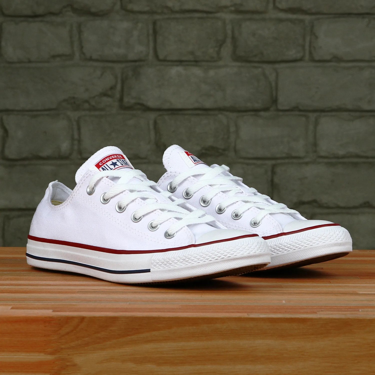 Converse Blancas