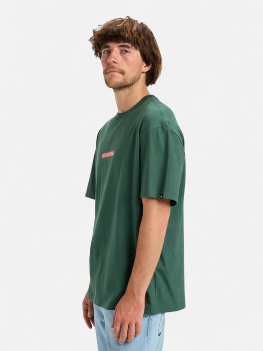 Remera Quiksilver QS Cliquer Logo DNA Verde