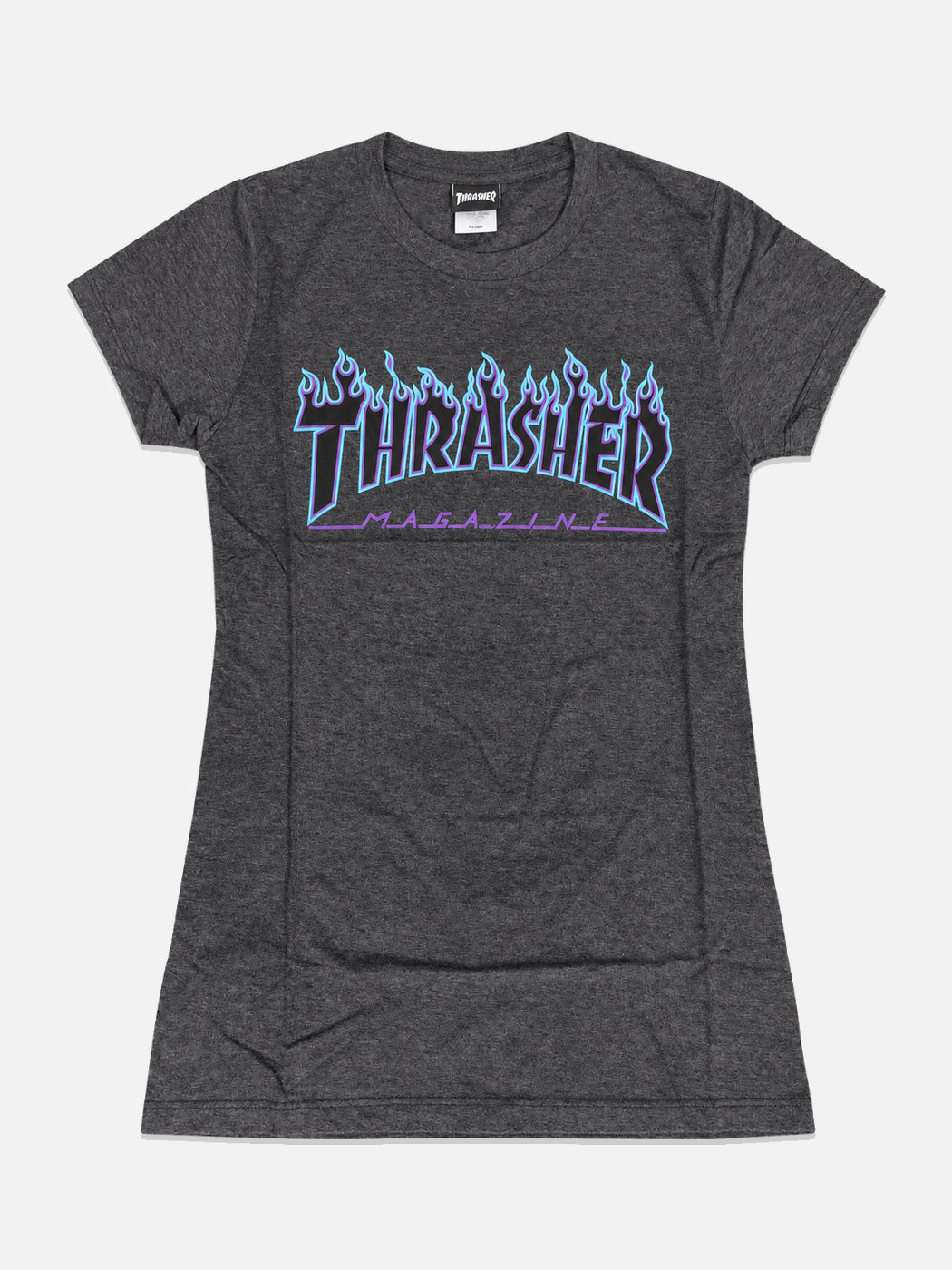 Remera Thrasher Purple Flame Mujer Gris Oscuro, vista frontal sobre fondo gris claro