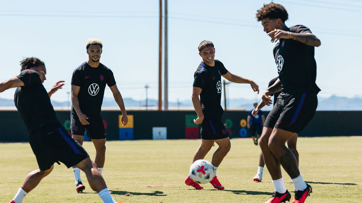 Jugadores de Estados Unidos durante un entrenamiento de la concentración