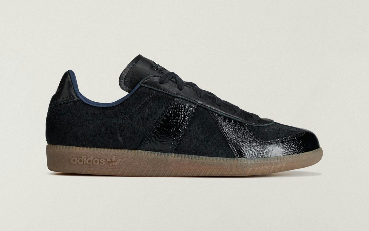adidas BW Army de Wales Bonner en pelo de potro negro, con detalles de cuero negro y suela de goma color caramelo, de perfil sobre fondo claro